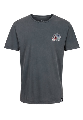 NFL Helmet Chest - T-Shirt - New England Patriots